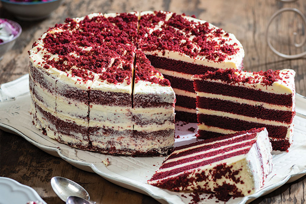 Gourmet cake with slices ready to serve